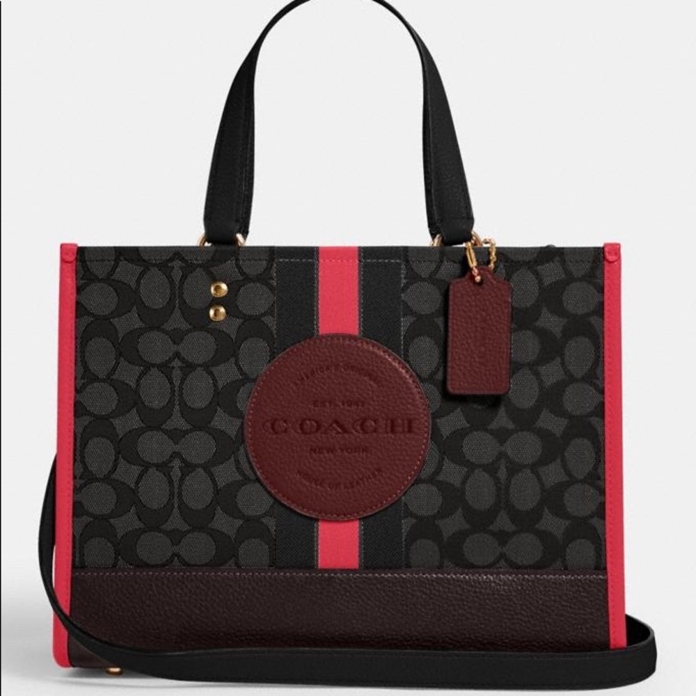 Coach Dempsey Carryall In Signature Jacquard NEW Also matching wallet included